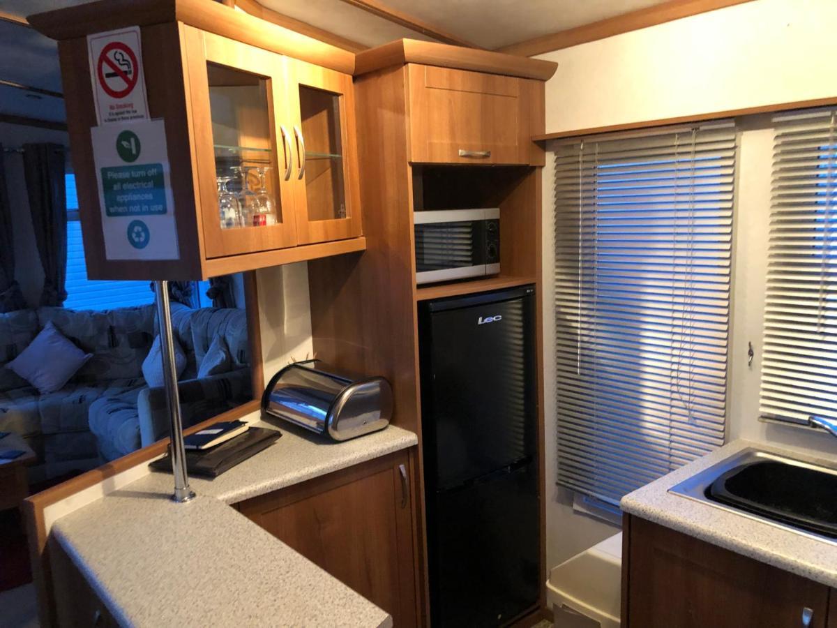 סנדאון First Steps Caravan Rentals מראה חיצוני תמונה